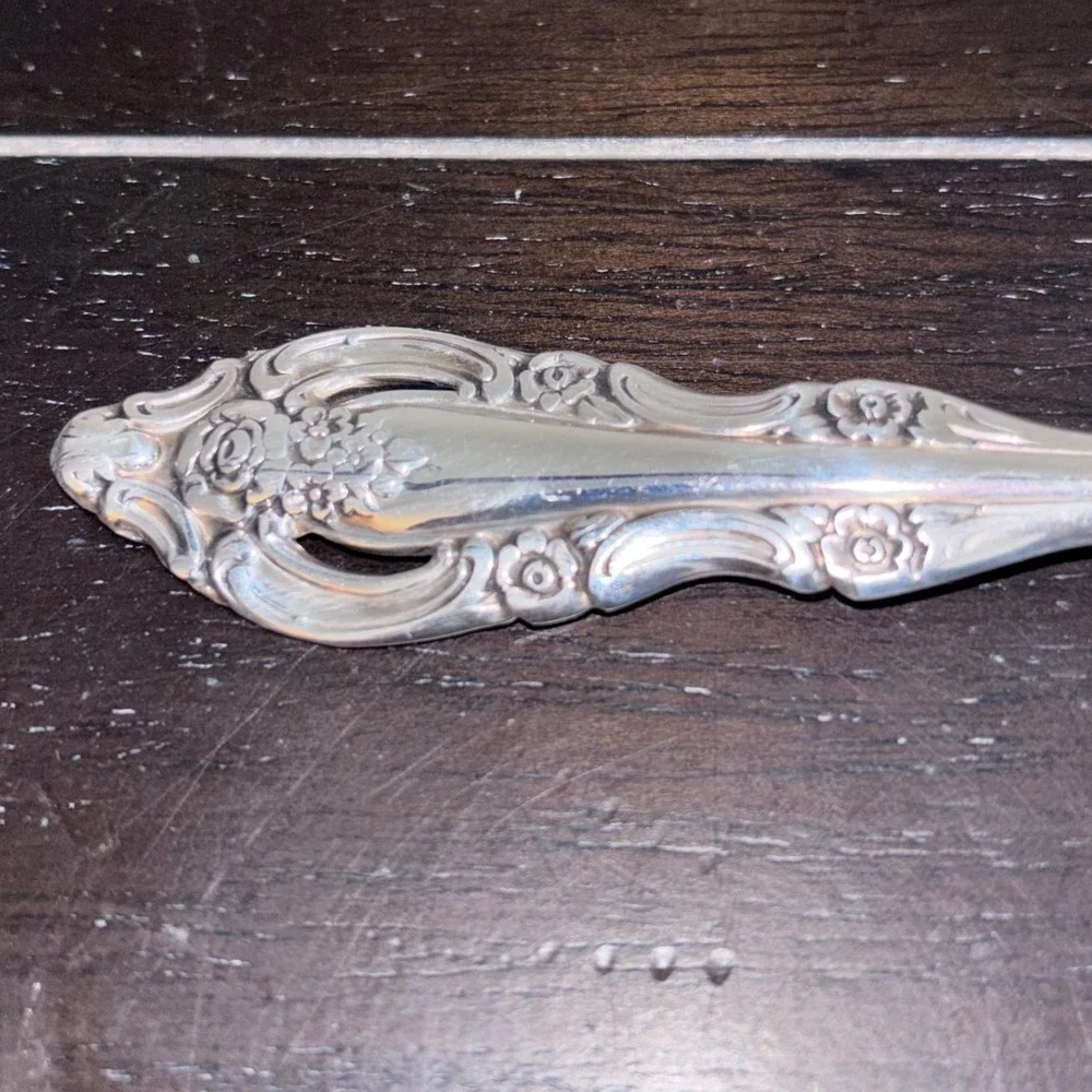 Oneida Community‎ | Silver Artistry | Silverplate, 1965 | Pierced Pie Server
